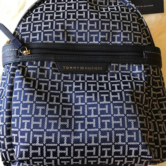 TOMMY HILFIGER LOGO BACKPACK - Picture 7 of 7